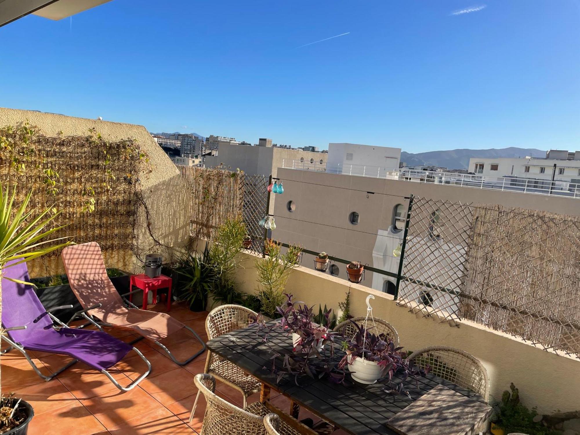 Appart entier terrasse living 2 chambres gare Saint-Charles Marseille Extérieur photo
